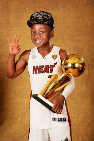 轻微黏连感 轻微黏连感