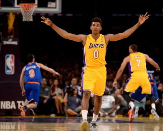 短促击地球 短促击地球